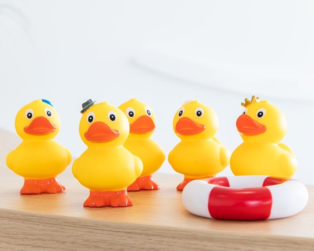 Badeand Stående – Kvakky Duck